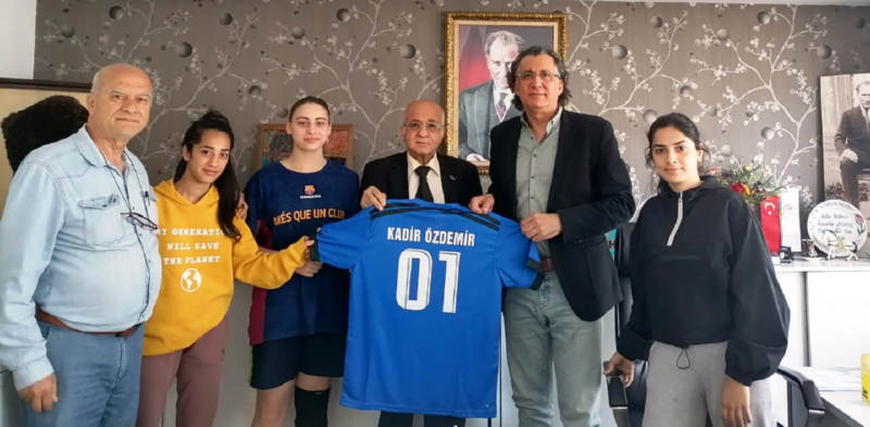 Akdeniz Demirspor'dan Başkan Kadir Özdemir’e ziyaret