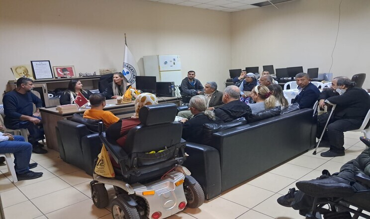 Adana’dan Türkiye’ye Çağrı: “Erişilebilirlik Lüks Değil, Haktır!”