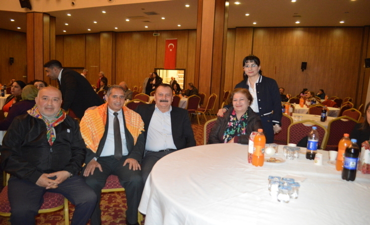 ADANA’DA SİHİRLİ GECE! Uluslararası Çukurova Yörük Türkmen Kültürü Sihirli Sesler’le Coştu