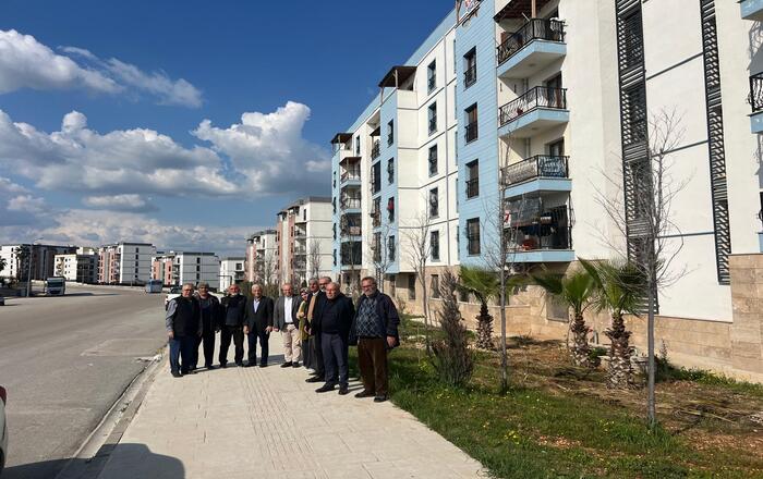 Mali Müşavir Mehmet Dayanıklı Sahaya İndi: İstiklal Mahallesi Hizmet Bekliyor!