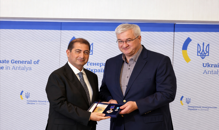  Ömer Faruk Sakarya’ya Ukrayna’dan En Üst Düzey Onur Nişanı