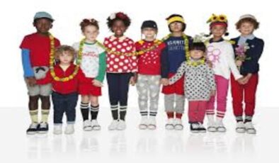 Rengarenk Bayram Coşkusu