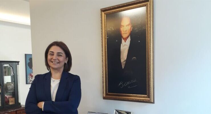 CHP Seyhan’da Tek Adayla Değişim: Berfu Salıcı Yakıt Görevi Devraldı