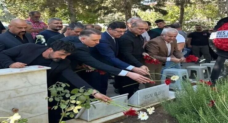 MHP Seyhan İlçe Başkanlığı, Merhum Recai Yıldırım’ı Kabri Başında Andı