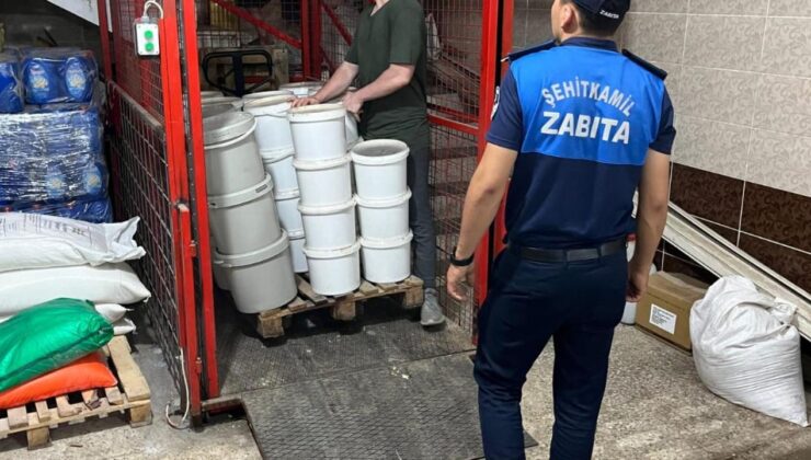 Gaziantep’te Gıda Skandalı: Bozuk Salça ve Küflenmiş Reçeller Ele Geçirildi!