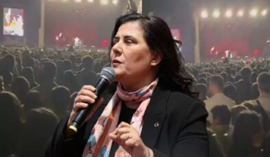 “Sahne Halkın, Yuh Sesleri Sandığı Hatırlattı!”