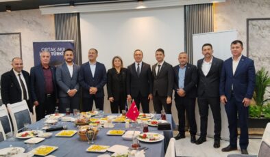 Anahtar Parti Genel Merkez Yönetimi Adana’da Basınla Buluştu