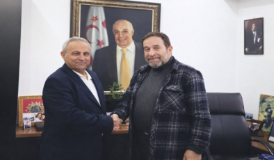 DENKTAŞ LİDERLİĞİNDE TAM PARTİ SAHNEYE ÇIKIYO