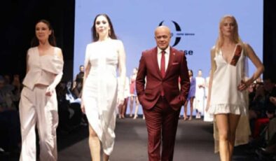 OPEN STAGE FİNALİNE HABİB AYTEKİN DAMGA VURDU! SALON DAKİKALARCA ALKIŞLADI