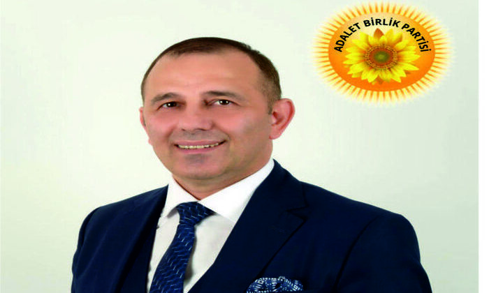 İRFAN UZUN: “DEVLET YÖNETİMİ ÜSTÜ KAPALI CÜMLELERLE YAPILMAZ”