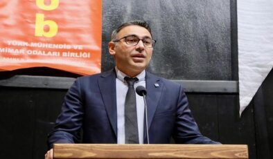 ADANA’DA SU KRİZİNİN EŞİĞİNDE TÜRKİYE VE DÜNYA PANELİ