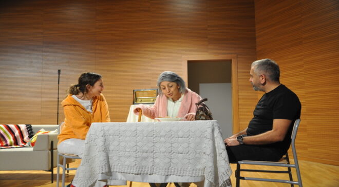 Alzheimer’ı Durdurmanın Yeni Yolu: Reçete Değil, Sahne!