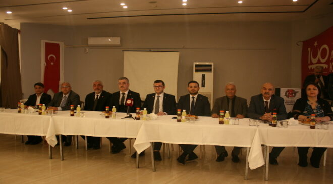 Adana Siyasetinde Bir İlk! 9 Parti El Ele Verdi: “Adana Sahipsiz Değil”