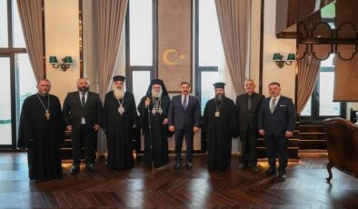 Antakya ve Tüm Doğu Rum Ortodoks Patriği Hatay’da: Vali Masatlı ile Görüştü