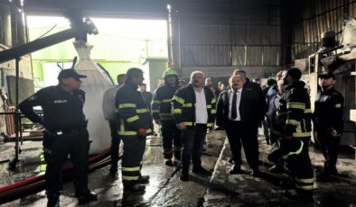 SON DAKİKA | Adana’da Geri Dönüşüm Tesisi Alevlere Teslim: TOMA’lar Devrede!