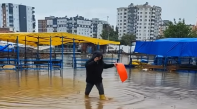 Adana Kurban Pazarı Skandalı: 30 Bin TL Ödeyen Besiciler İsyan Etti!
