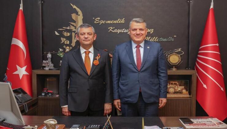Ayhan Barut“Haydi Adana, büyük buluşmaya”
