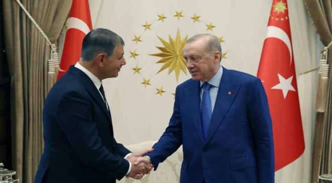 İZMİR’İN GÜNDEMİ KÜLLİYE’YE TAŞINDI: ERDOĞAN İLE TUGAY BİR ARAYA GELDİ