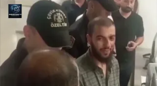 Adana’da Furkan Vakfı Gönüllülerine Polis Müdahalesi: Sosyal Medyada “Şiddet” Tepkisi!