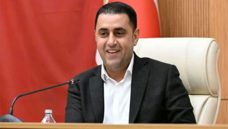 SON DAKİKA: Çukurova Belediye Başkanı Emrah Kozay Görevden Uzaklaştırıldı!